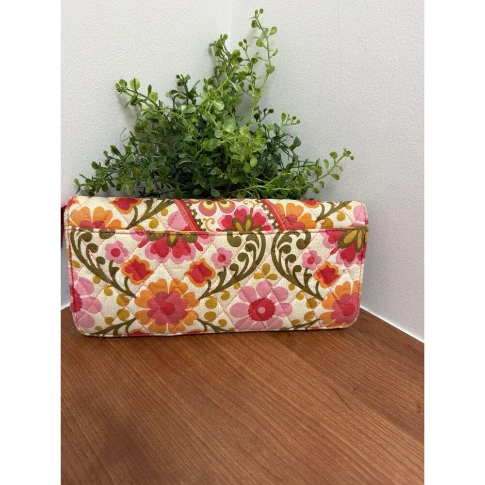 Vera Bradley Flockloric Wallet Organizer Floral EUC